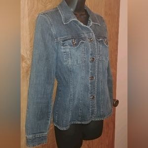 Contrast denim jacket